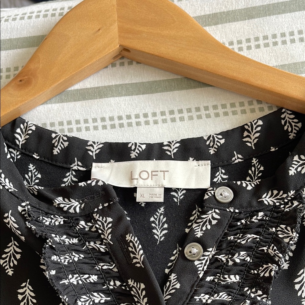 LOFT Black and White Blouse